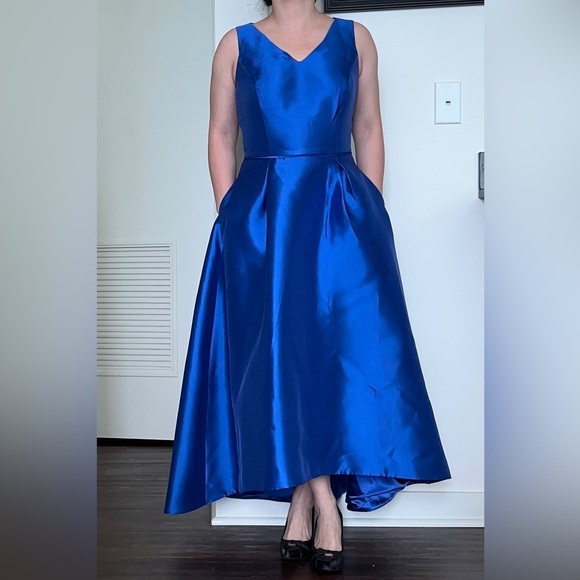 Tahari Hi Low Satin Dress with Pockets - Picture 2 of 6